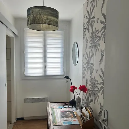 Dans Maison Individuelle Lägenhet